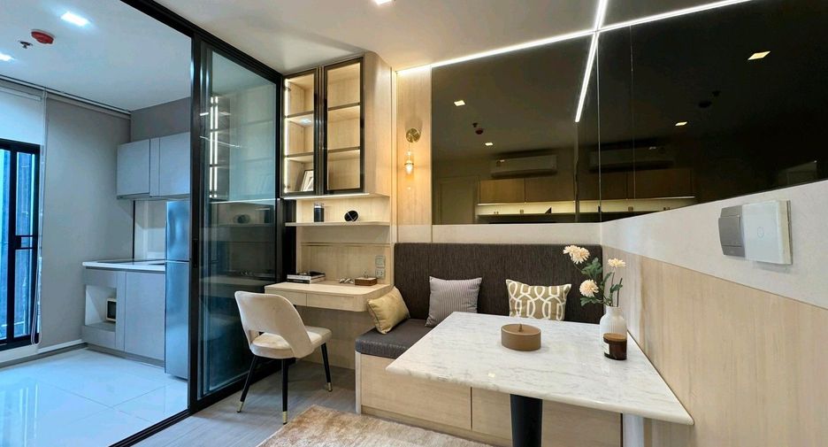 For rent 1 bed condo in Huai Khwang, Bangkok