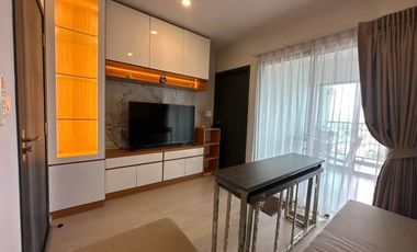 Condo en alquiler de 1 habitaciones en Bang Na, Bangkok