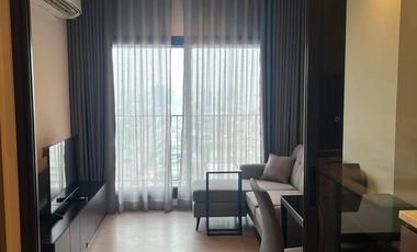 Condo en alquiler de 1 habitaciones en Huai Khwang, Bangkok