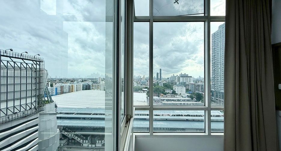 À louer 2 chambres condo à Phra Khanong, Bangkok
