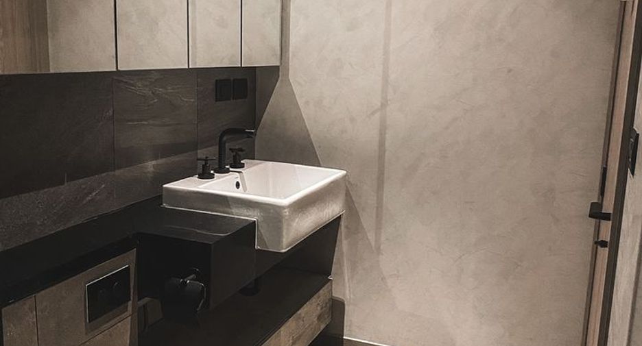 Condo en alquiler y en venta de 1 habitaciones en Watthana, Bangkok