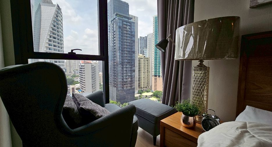 Condo en alquiler de 1 habitaciones en Khlong Toei, Bangkok