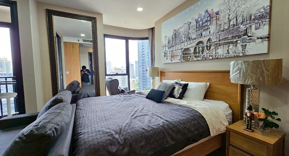 Condo en alquiler de 1 habitaciones en Khlong Toei, Bangkok