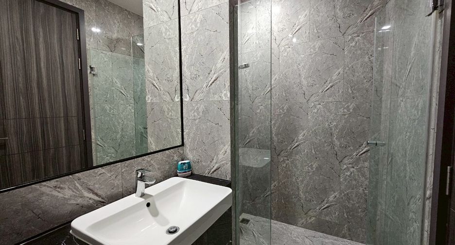 Condo en alquiler de 1 habitaciones en Khlong Toei, Bangkok