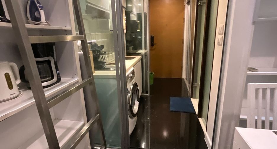 Condo en alquiler de 1 habitaciones en Khlong Toei, Bangkok