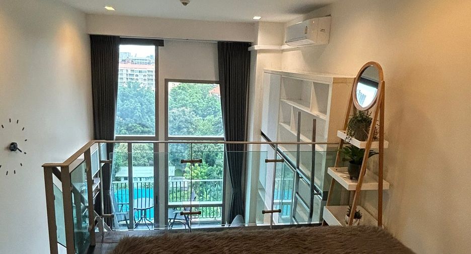 Condo en alquiler de 1 habitaciones en Khlong Toei, Bangkok