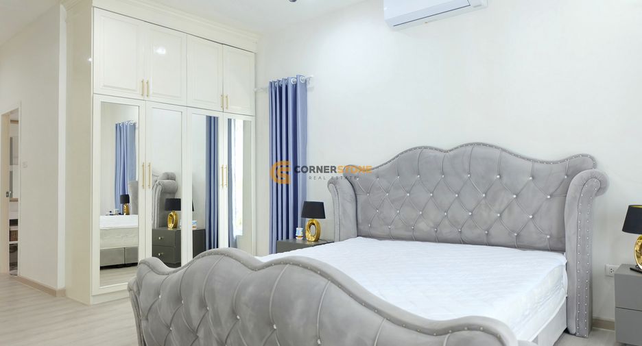 For rent and for sale 4 bedrooms house in Bang Lamung, Chonburi