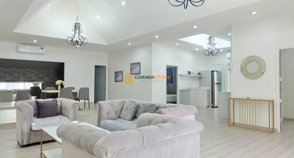 For rent and for sale 4 bedrooms house in Bang Lamung, Chonburi