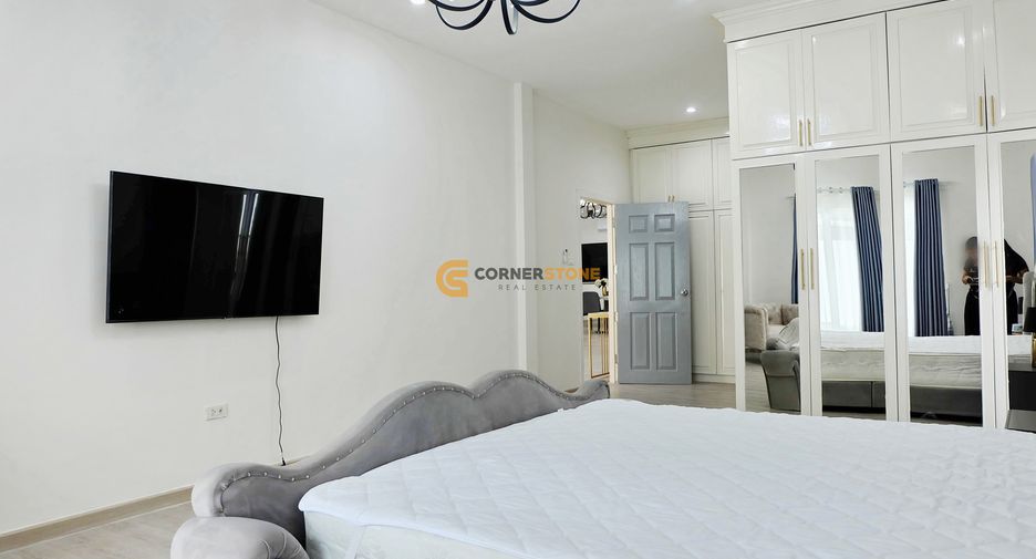 For rent and for sale 4 bedrooms house in Bang Lamung, Chonburi