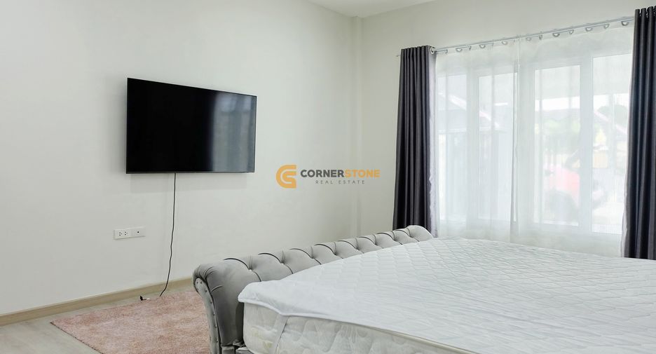 For rent and for sale 4 bedrooms house in Bang Lamung, Chonburi