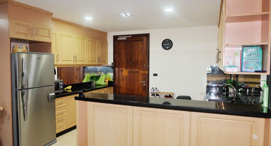 For rent 2 bedrooms condo in Bang Lamung, Chonburi