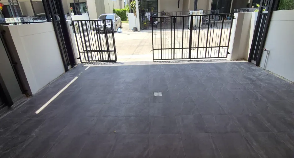 Casa adosada en venta de 3 habitaciones en Bang Bua Thong, Nonthaburi