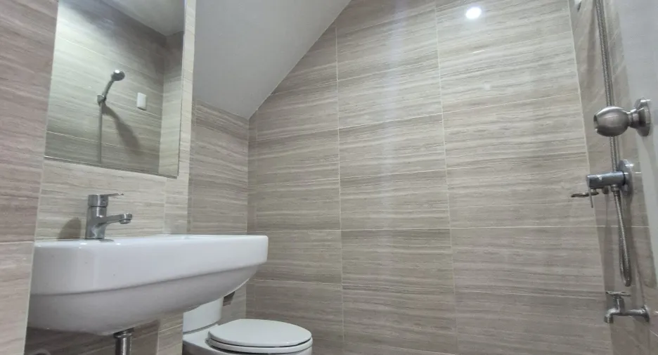 Casa adosada en venta de 3 habitaciones en Bang Bua Thong, Nonthaburi