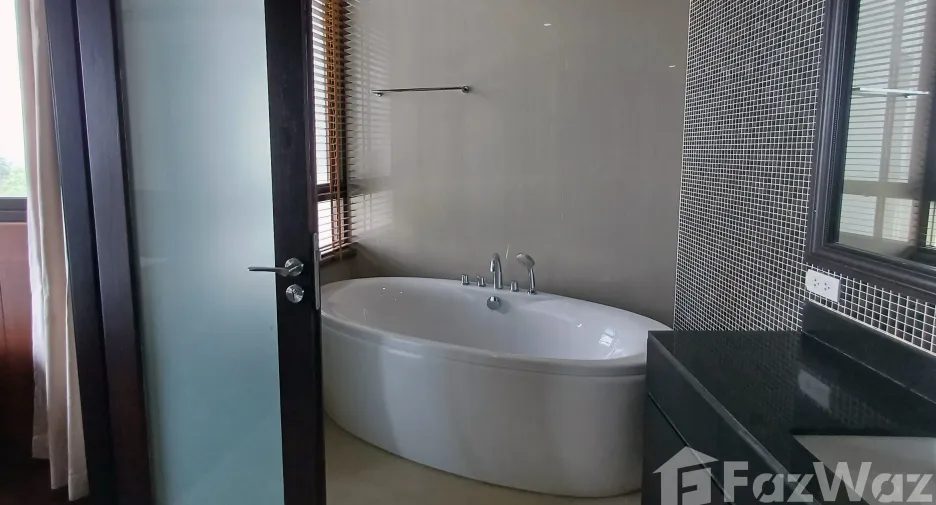 For sale and for rent 3 bedrooms condo in Pak Chong, Nakhon Ratchasima