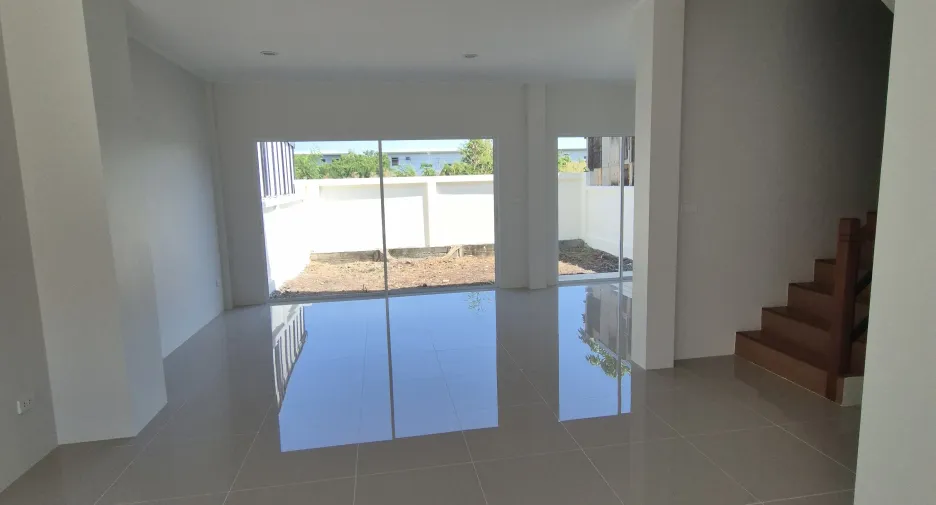For sale 3 bedrooms townhouse in Sai Noi, Nonthaburi