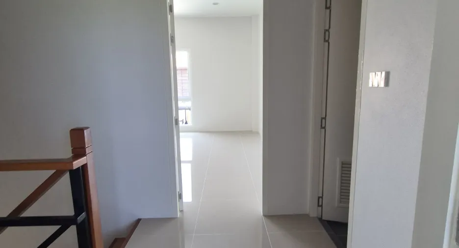 For sale 3 bedrooms townhouse in Sai Noi, Nonthaburi