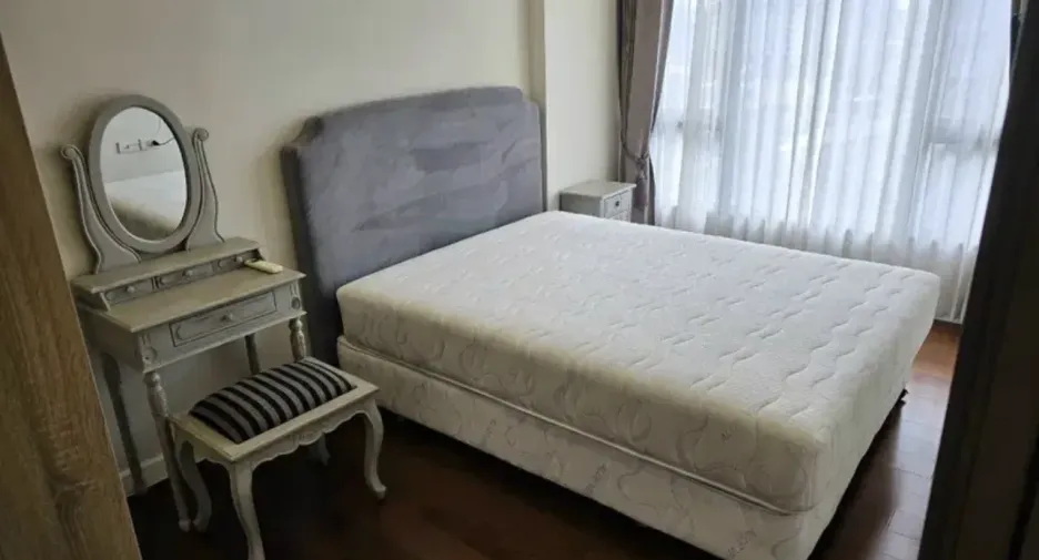 À louer 2 chambres condo à Phra Khanong, Bangkok