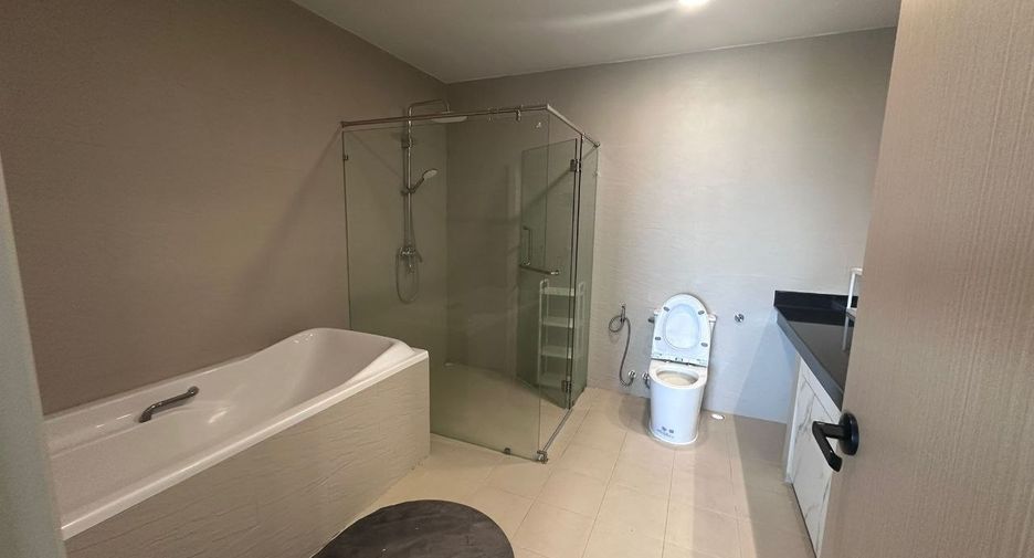 À vendre 2 chambres condo à Jomtien, Pattaya