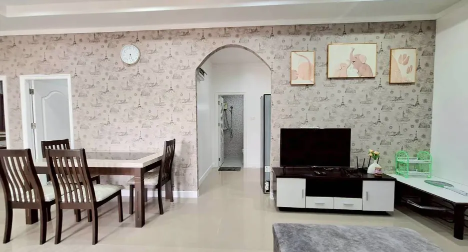 À vendre et à louer 3 chambres villa à Hua Hin, Prachuap Khiri Khan