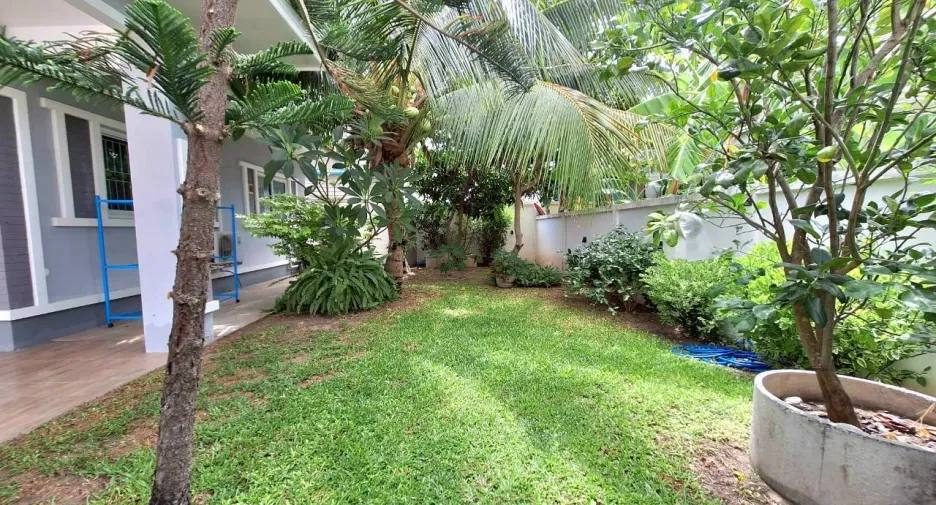 À vendre et à louer 3 chambres villa à Hua Hin, Prachuap Khiri Khan