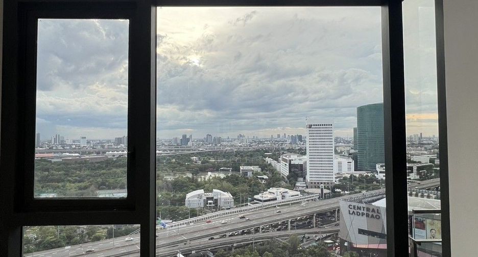 For sale 1 bed condo in Chatuchak, Bangkok