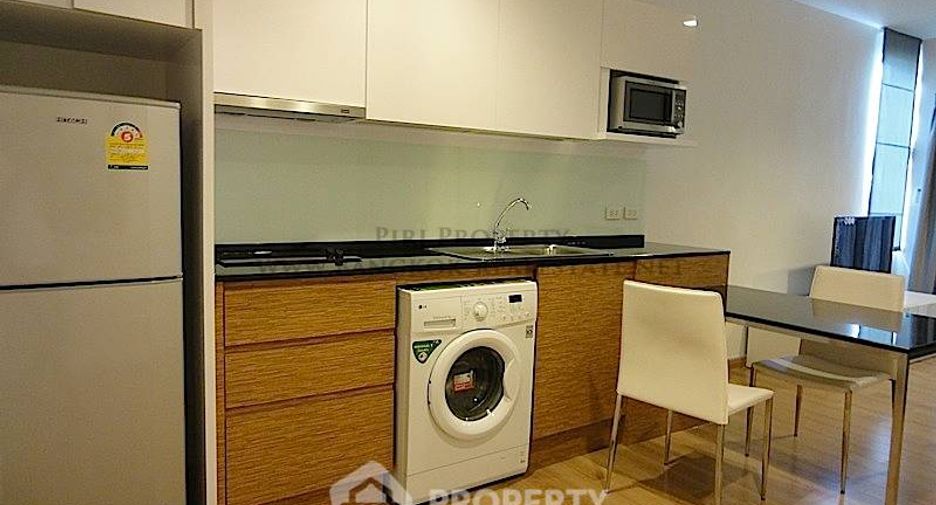 Condo en alquiler de 1 habitaciones en Khlong Toei, Bangkok