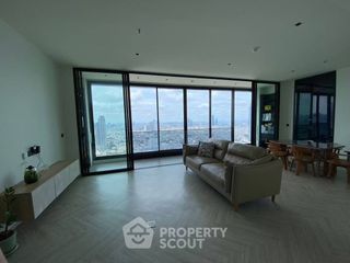 For sale 3 bedrooms condo in Khlong San, Bangkok