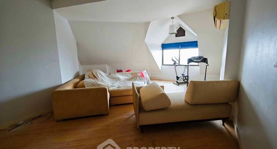 For sale 5 bedrooms condo in Bang Na, Bangkok