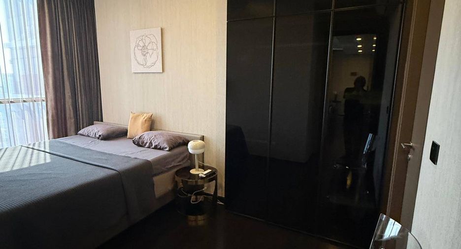 À vendre 2 chambres condo à Watthana, Bangkok