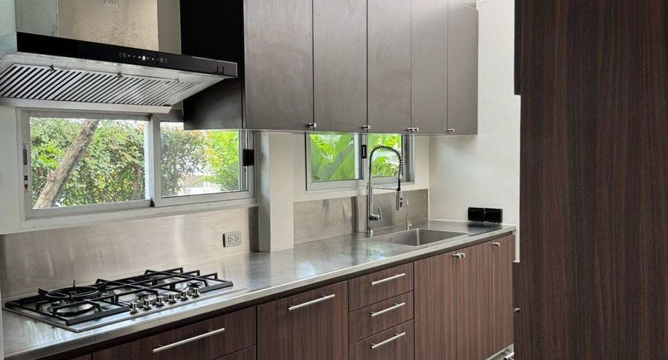 For rent and for sale 3 bedrooms house in Bang Khen, Bangkok