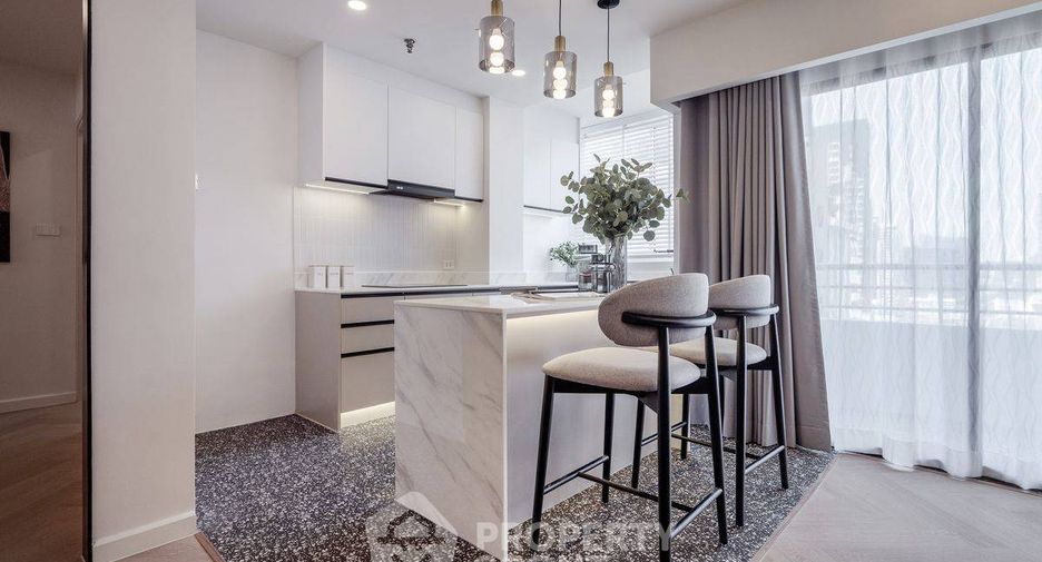 For sale 2 bedrooms condo in Watthana, Bangkok