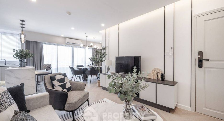 For sale 2 bedrooms condo in Watthana, Bangkok