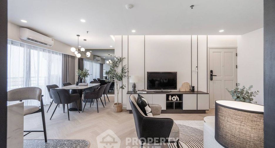For sale 2 bedrooms condo in Watthana, Bangkok