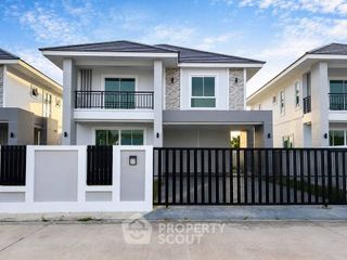 For sale 4 bedrooms house in Mueang Chon Buri, Chonburi