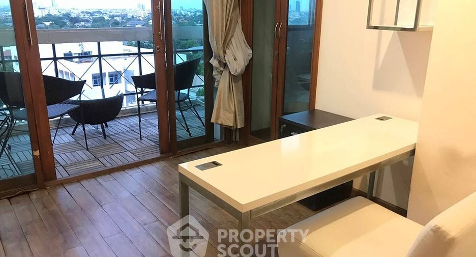 For sale 3 ベッドルーム condo in Suan Luang, Bangkok