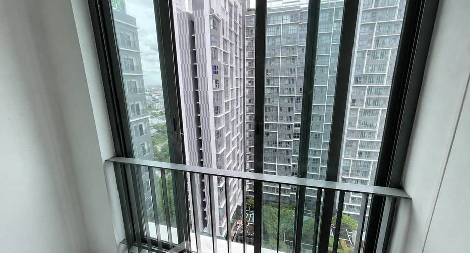 À vendre 1 chambre condo à Phra Khanong, Bangkok