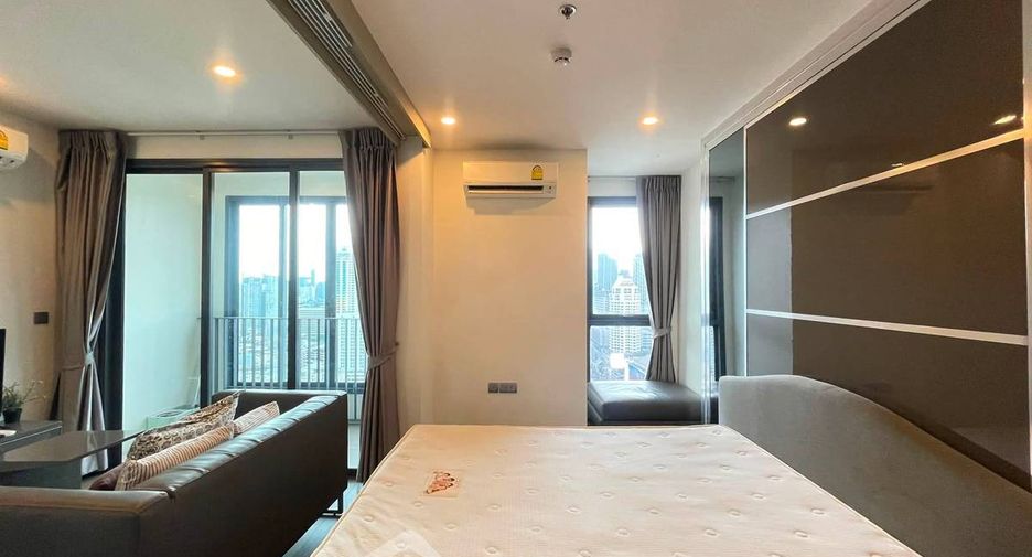 For sale 1 bed condo in Pathum Wan, Bangkok