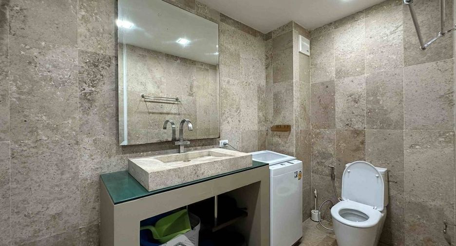 Condo en venta de 2 habitaciones en Bang Lamung, Chonburi