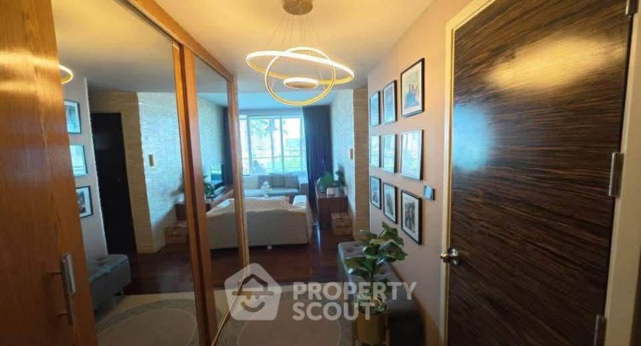 For sale 3 bedrooms condo in Bang Kho Laem, Bangkok
