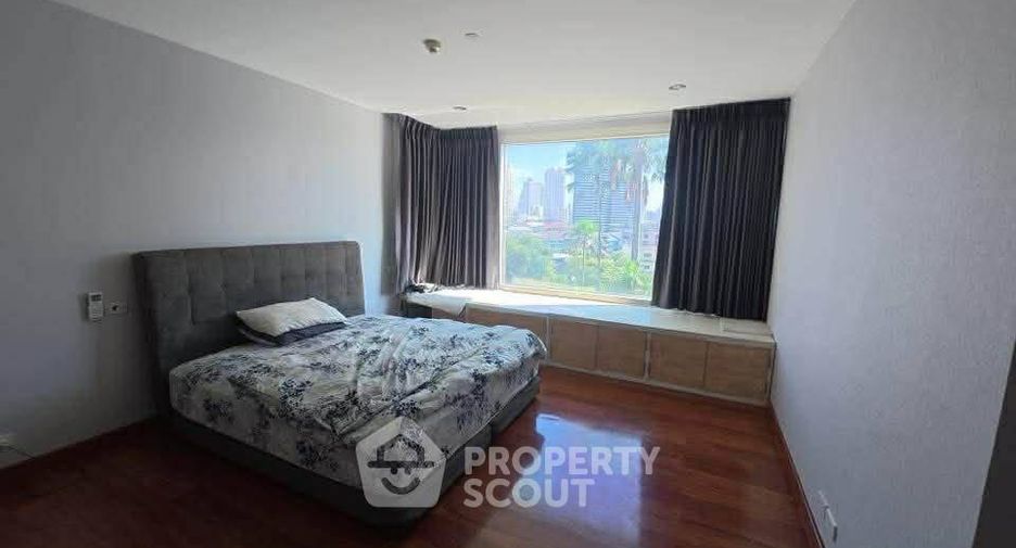 For sale 3 bedrooms condo in Bang Kho Laem, Bangkok