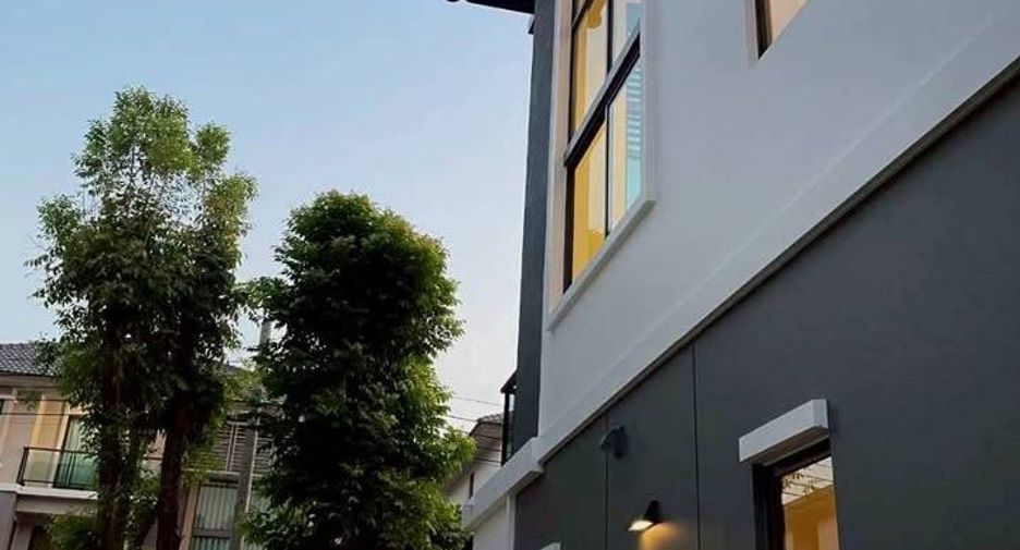 Haus zum Kauf mit 4 Zimmer in Don Mueang, Bangkok