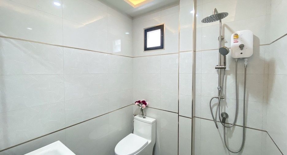 For sale 3 bedrooms house in Bang Lamung, Chonburi