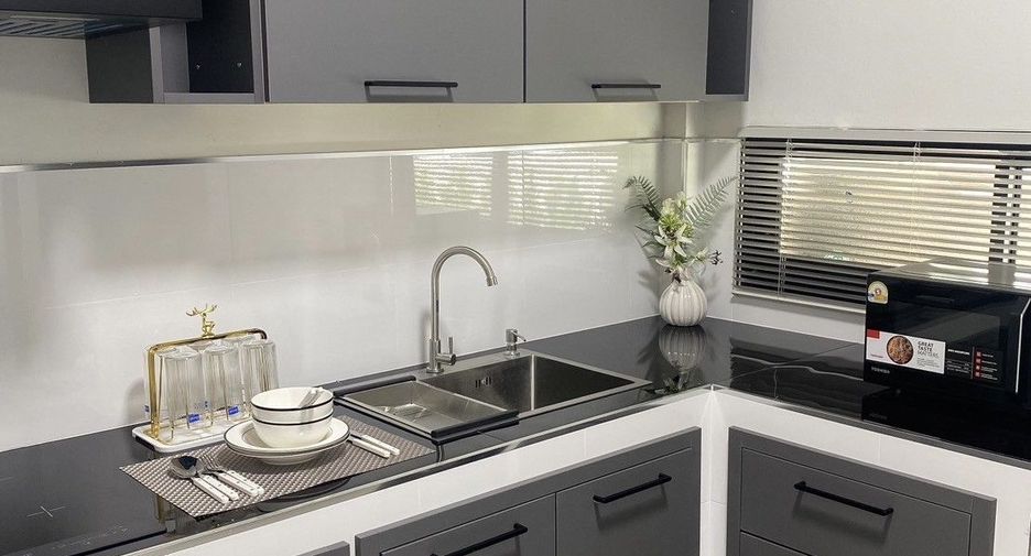 For sale 3 bedrooms house in Bang Lamung, Chonburi