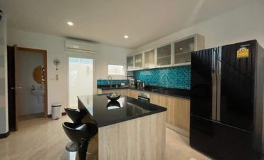 Reihenhaus zum Kauf und zur Miete mit 3 Zimmer in Kathu, Phuket