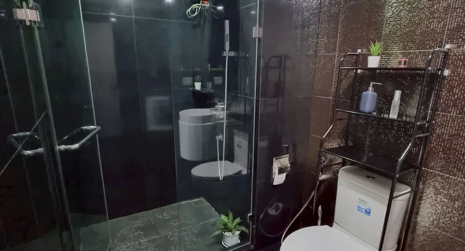À vendre et à louer 2 chambres condo à Khlong Toei, Bangkok