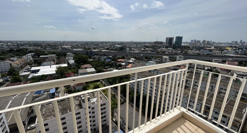 For sale 2 bedrooms condo in Bang Phlat, Bangkok
