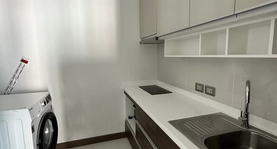 Condo en alquiler de 2 habitaciones en Watthana, Bangkok