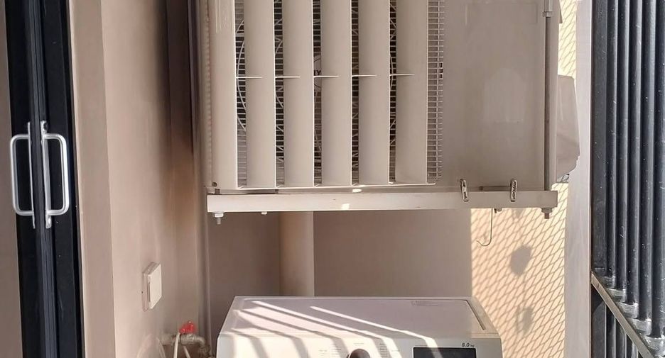 For rent studio condo in Sathon, Bangkok