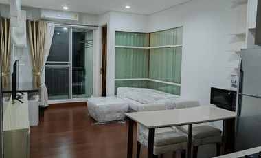 Condo en alquiler de 1 habitaciones en Watthana, Bangkok