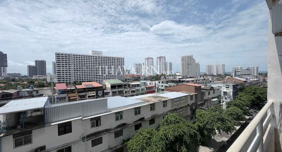 For sale studio condo in Bang Lamung, Chonburi